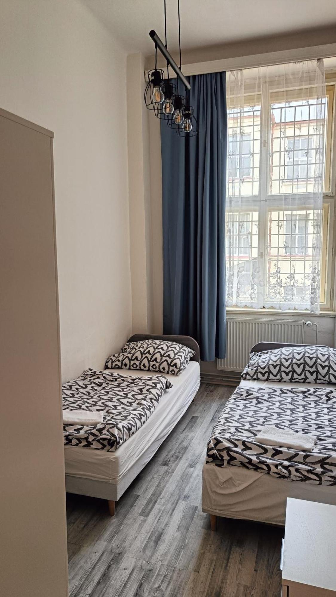 A Plus Hostel - Centrum Прага Экстерьер фото